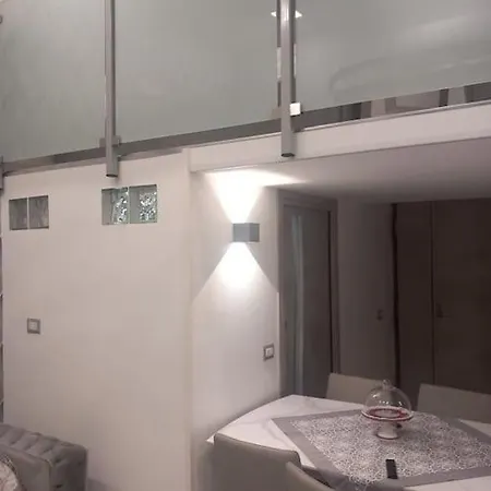 Station - Self Checkin *